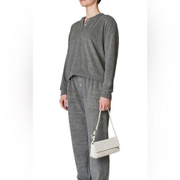 NWT DONNI Women’s Heathered Grey Terry Henley Sweatshirt - Size Large - Picture 1 of 5